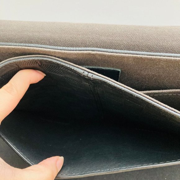 Louis Vuitton District - Picture 2 of 16